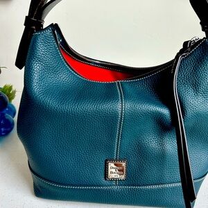 Gorgeous Dooney & Bourke Pebbled Leather Purse-near new/excellent condition.